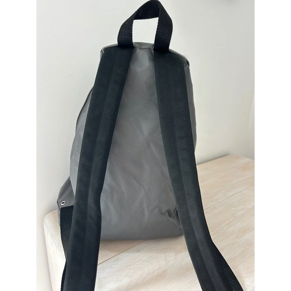Marc Jacobs Gray Nylon Logo Backpack M0016409 021 Silver Zip Bag